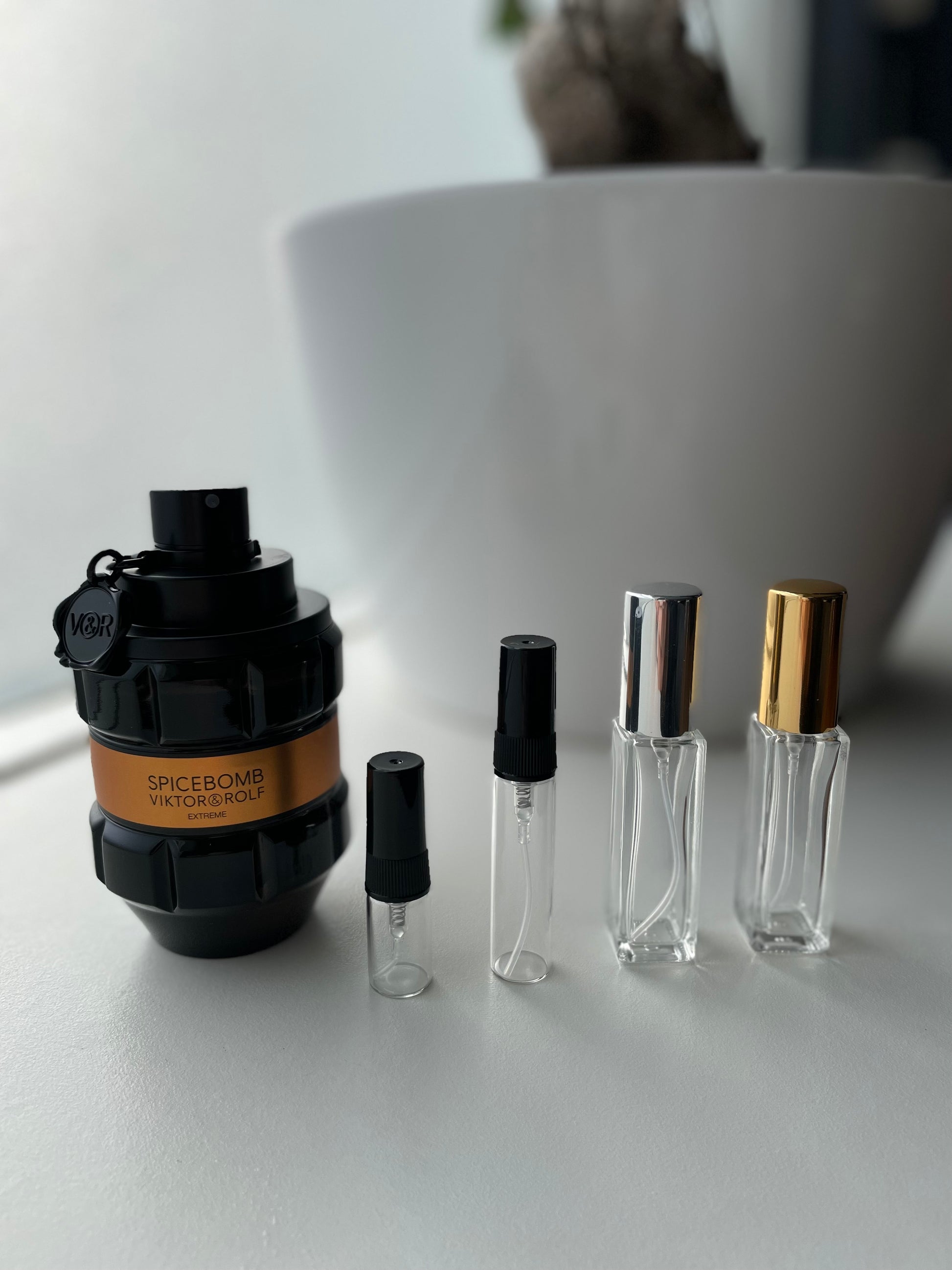 Viktor & Rolf Spicebomb EXTREME Spice Bomb 8ml Travel Atomizer PARFUM 12  HOURS – Best Brands Perfume
